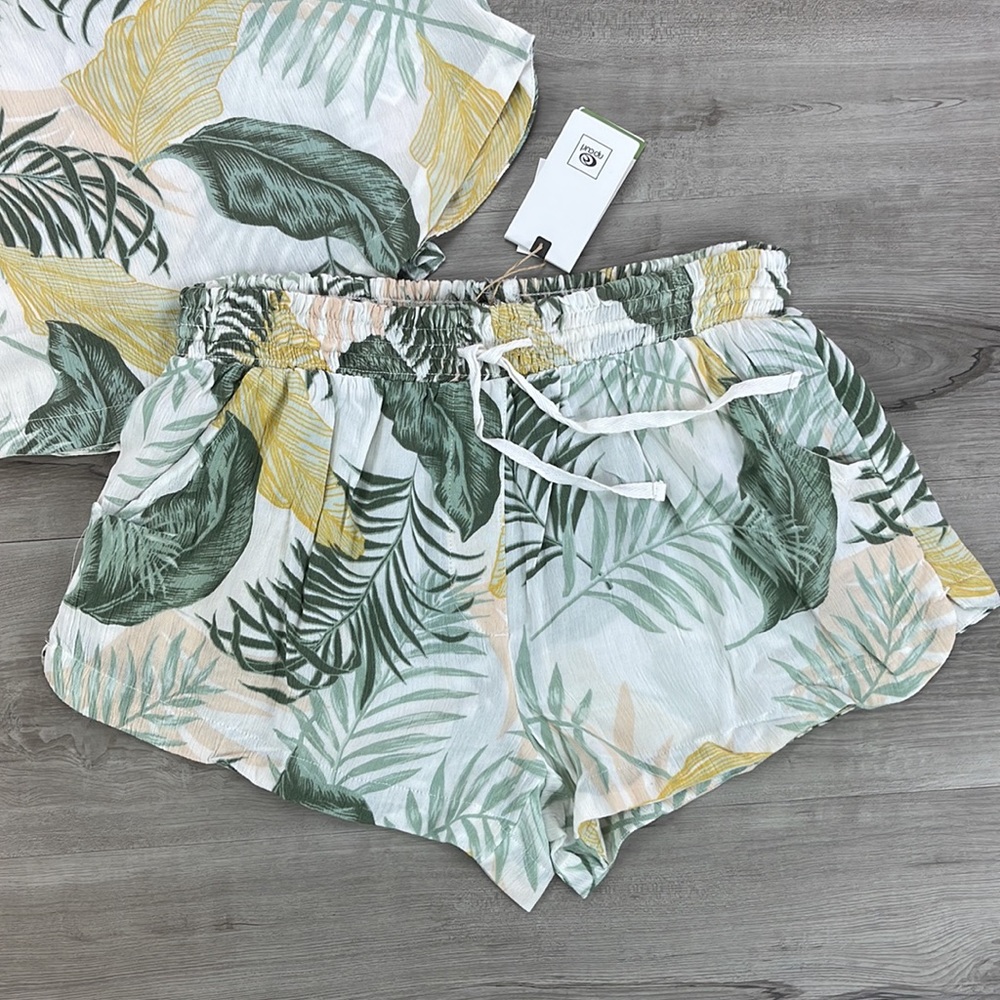 🔆RIP CURL🔆 COASTAL PALMS CAMI COASTAL PALM SHORT SET - Picture 7 of 15
